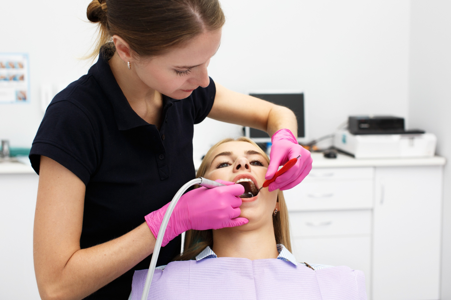 Limpeza dental profunda e quando ela é necessária